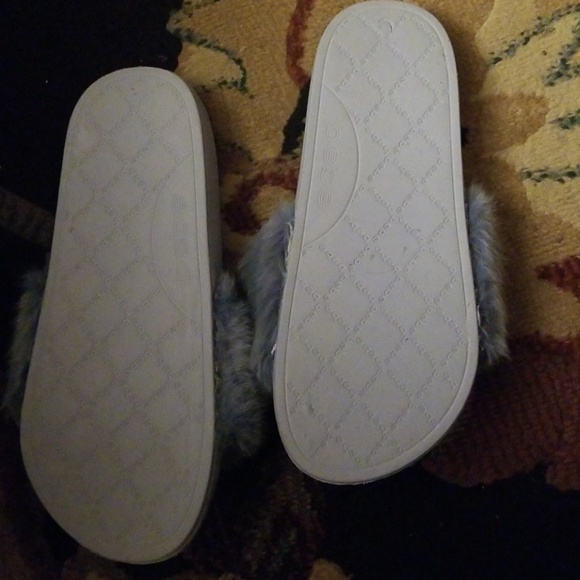 Extra pix of size 9 ****SOLD*** - Picture 2 of 3